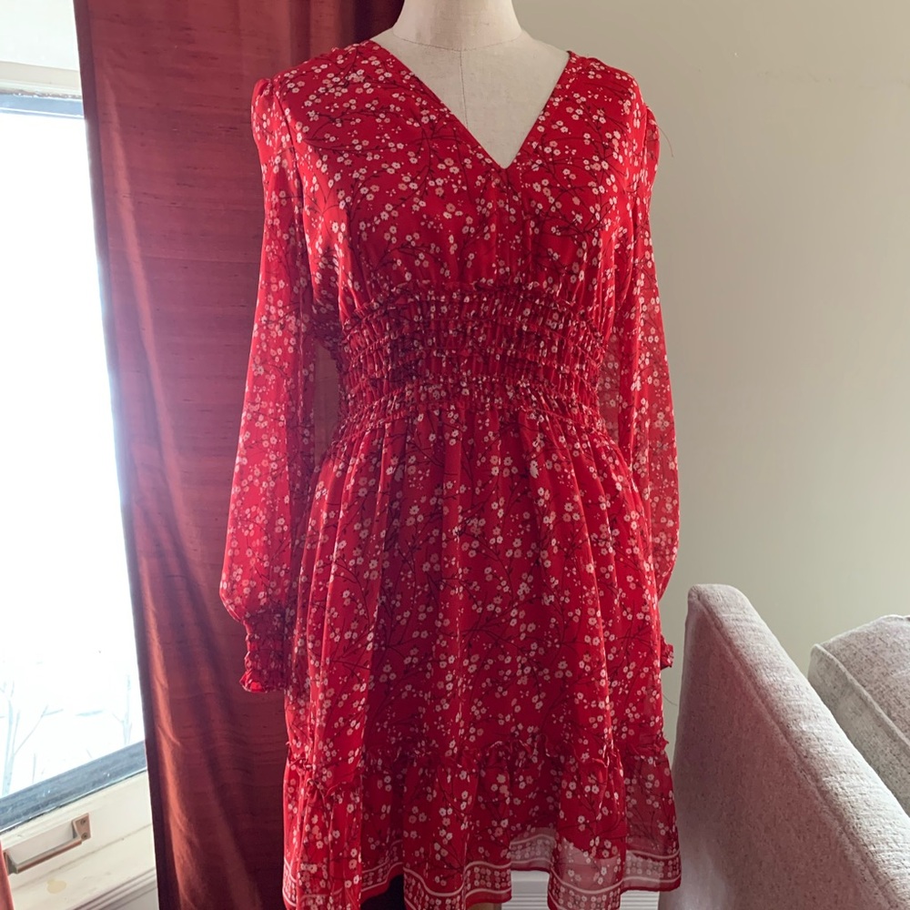 Max Studio Red Floral Short Dress with Long Sleeves